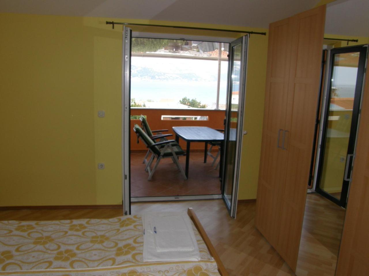 Apartments Pintar Zarok Башка Номер фото