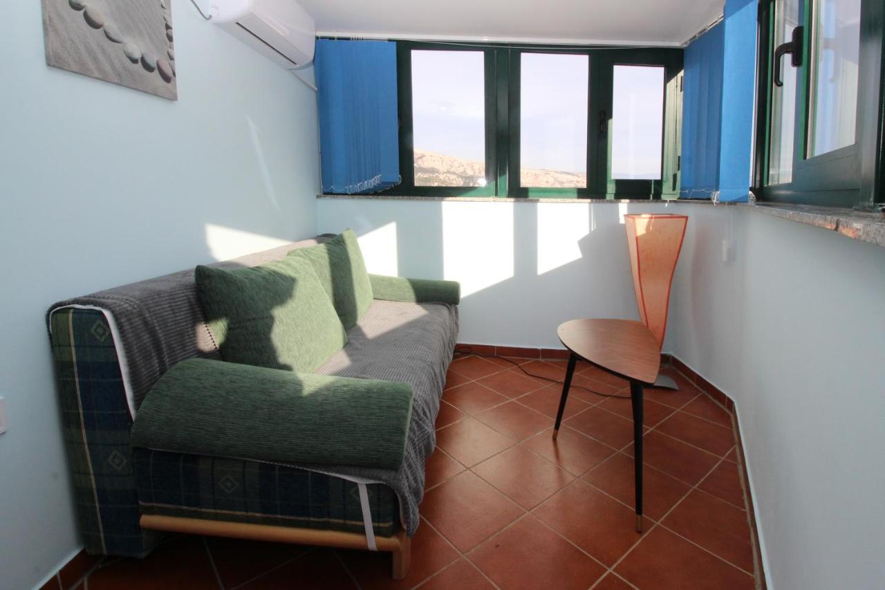 Apartments Pintar Zarok Башка Екстер'єр фото